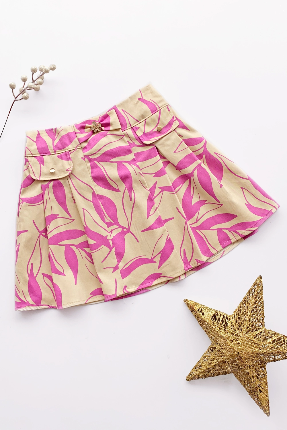 Falda estampada con bolsillos