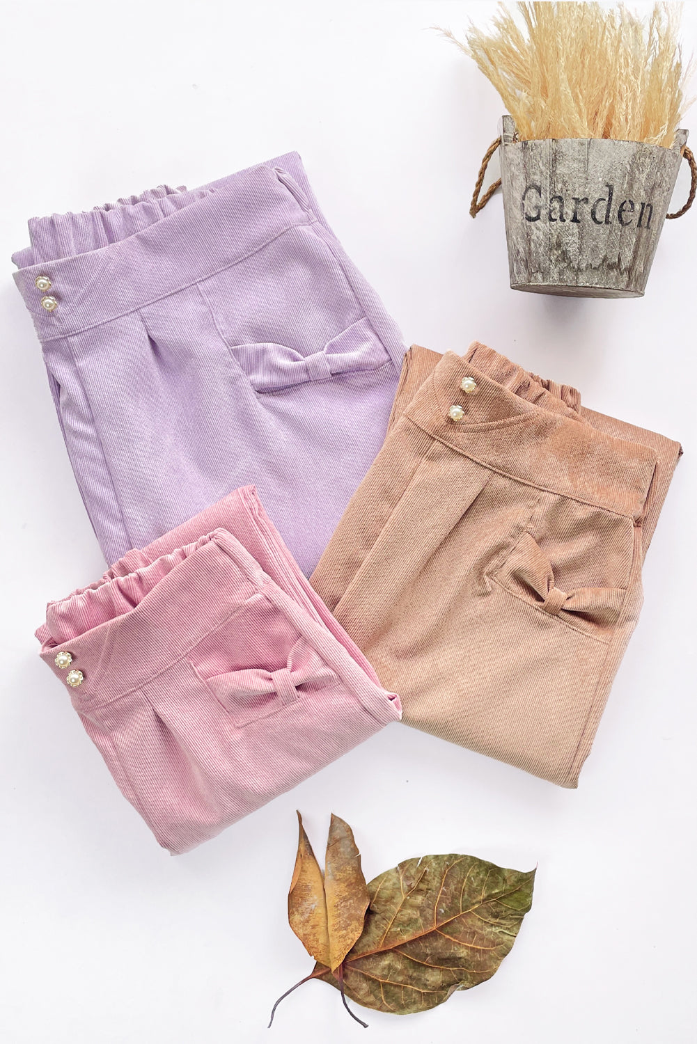 Pantalón para Niña con Pretina en V y Bolsillos con Lazo