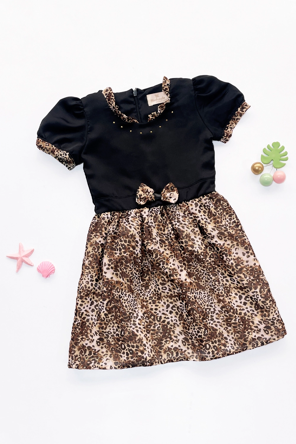 VESTIDO CON DISEÑO DE LUNARES Y PEDRERIA