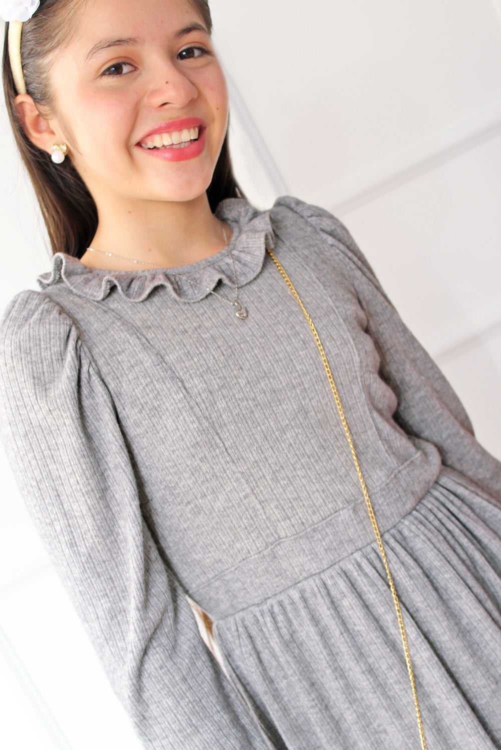 Vestido casual para niña en tejido canalé con cartera