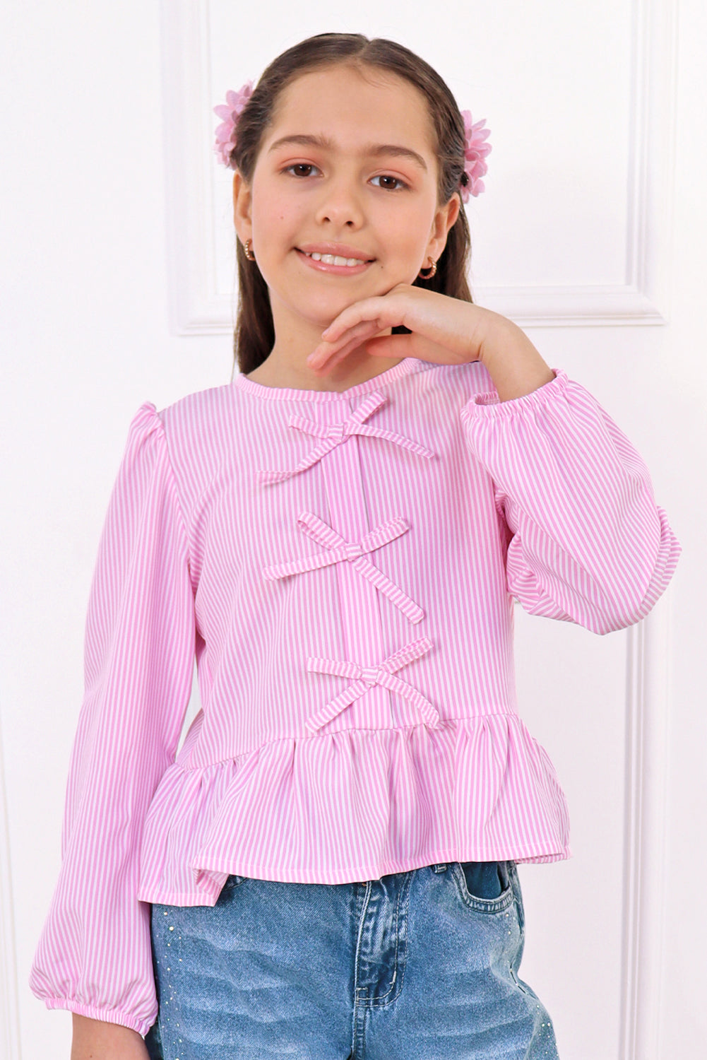 BLUSA LISTADA CON LASITOS EN PECHERA Y FALDON RECOGIDO