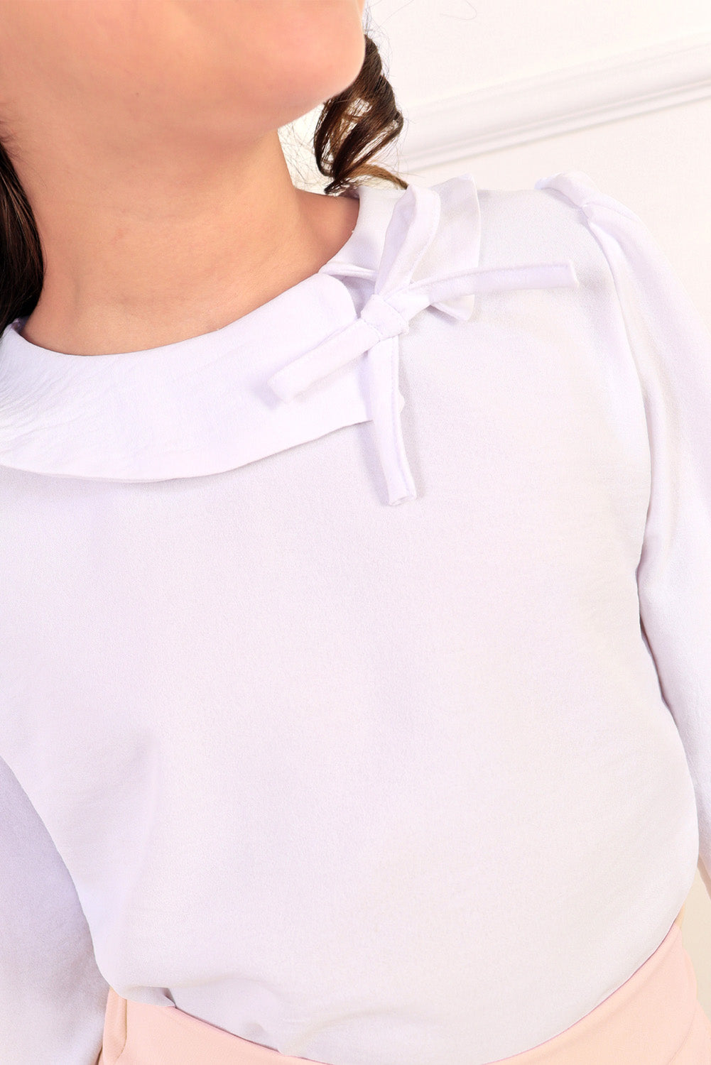 Blusa  de Manga Larga con Cuello Asimétrico