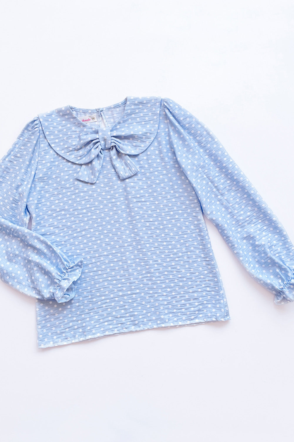 Blusa con cuello Peter Pan
