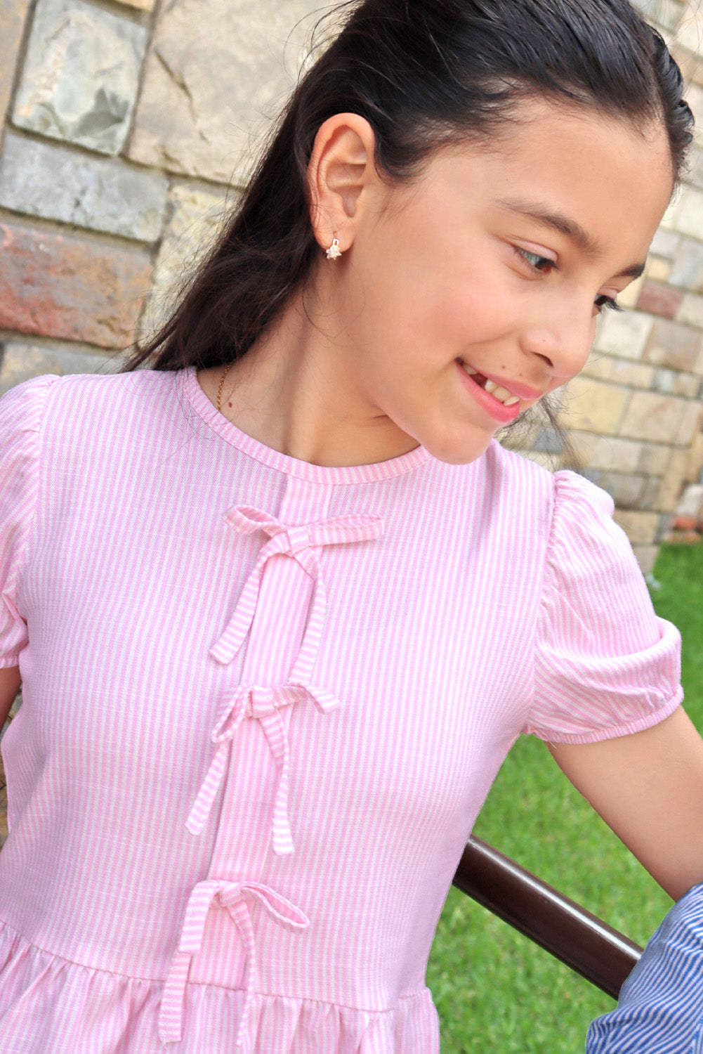 Blusa Manga Corta Listada con Lazos