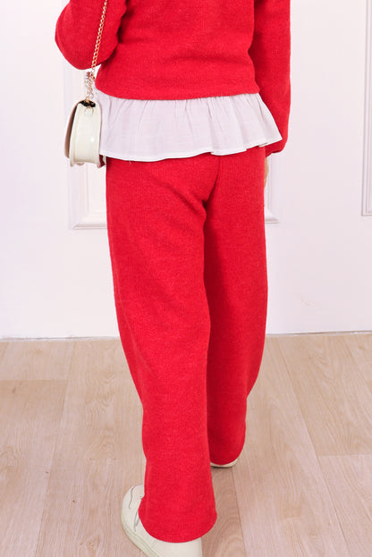 CONJUNTO CHOMPERO CON MANGAS ABULLONADAS Y FALDON DE LINO Y BUZO PALAZO