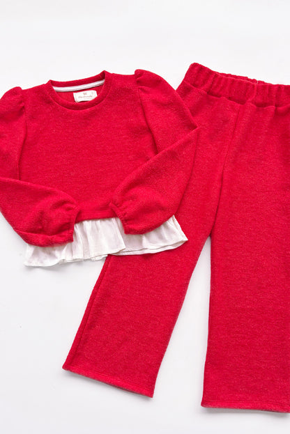 CONJUNTO CHOMPERO CON MANGAS ABULLONADAS Y FALDON DE LINO Y BUZO PALAZO