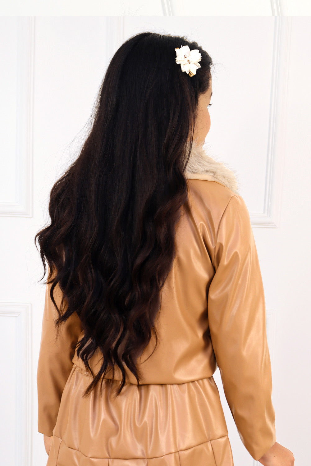 Chaqueta de Cuerina Cuello de Peluche