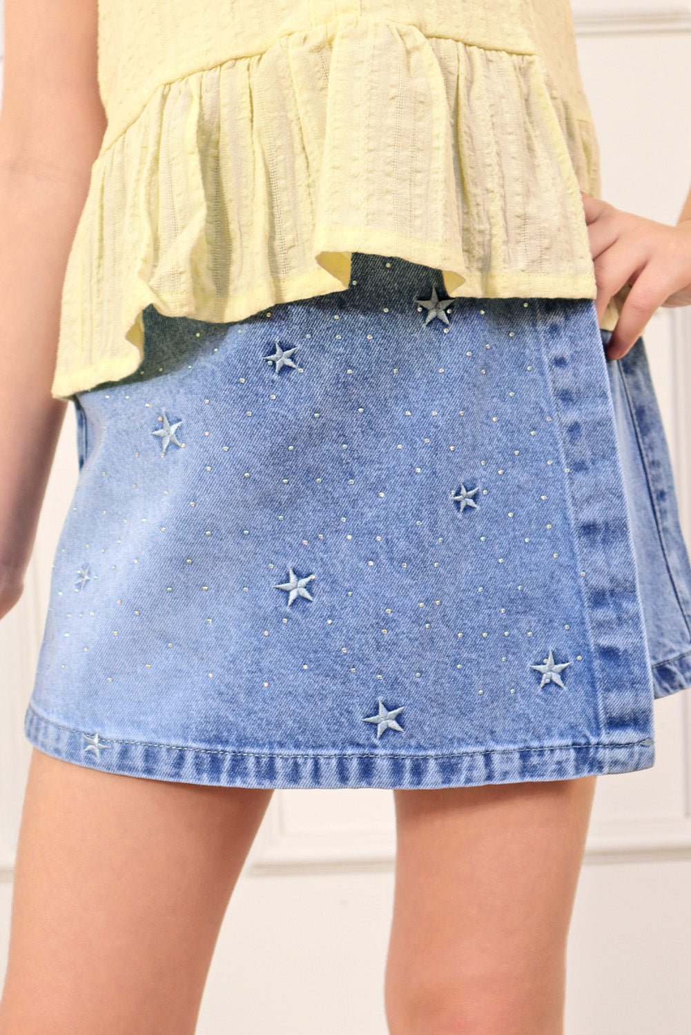 Falda Short de Estrellas con Pedrería