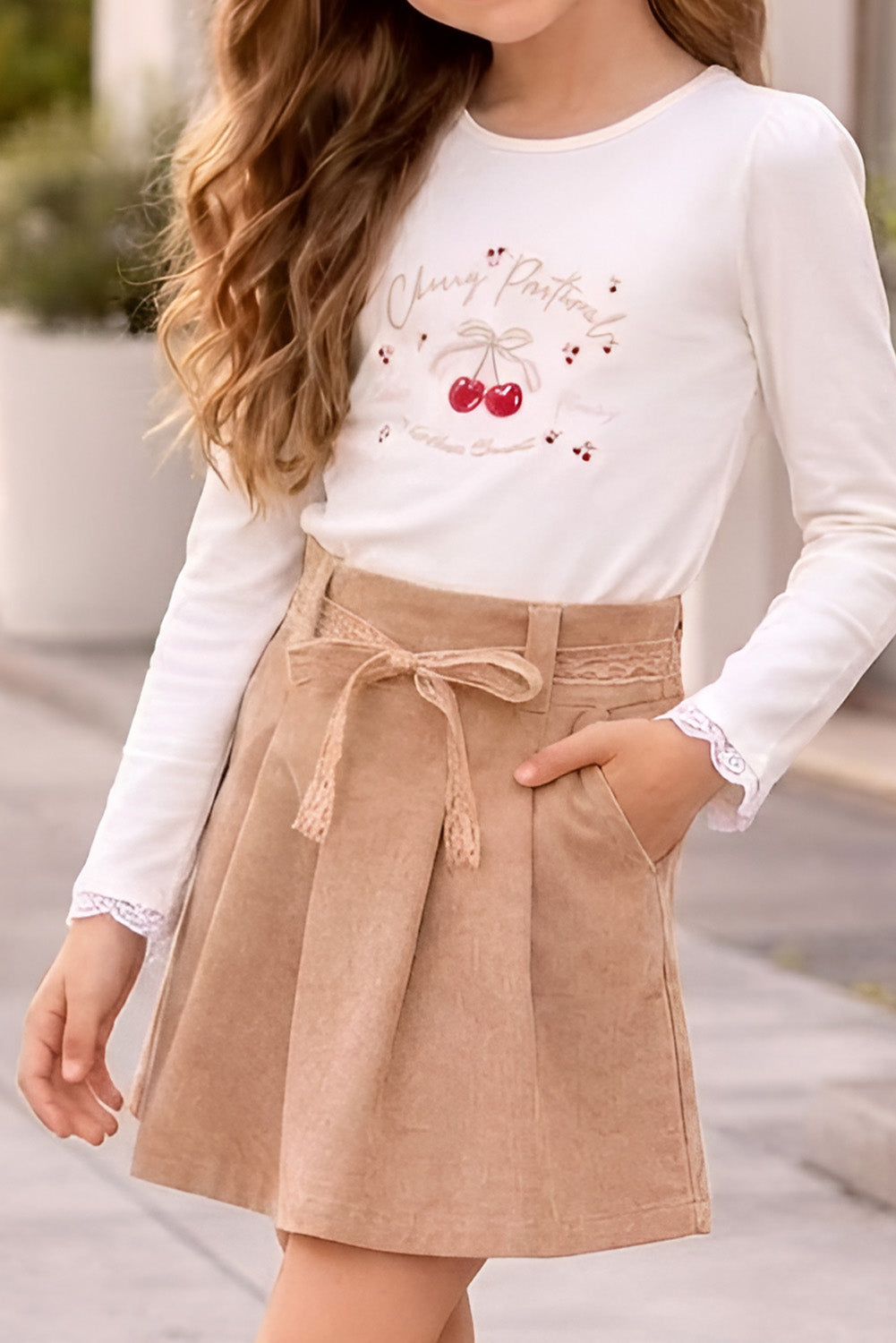 Falda Short con Detalle de Greca