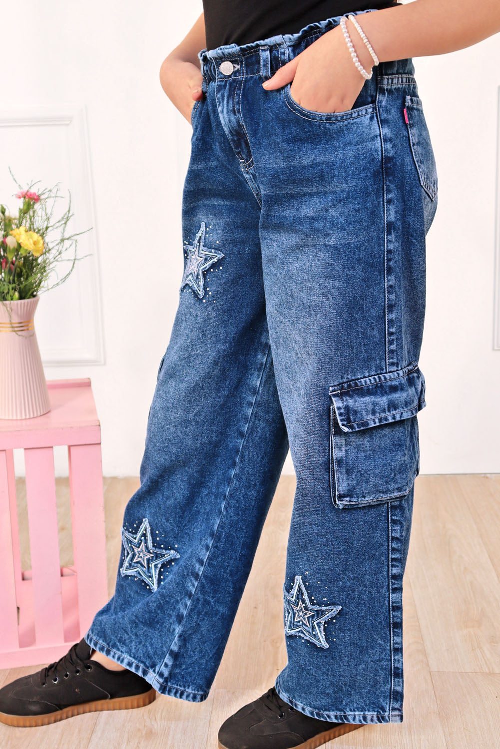 Pantalón Jean con Bordado de Estrellas y Pedrería