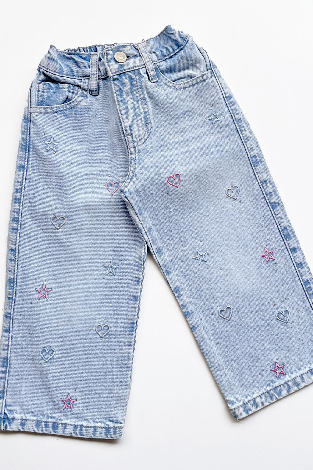 Pantalón Jean con Bordado de Corazoes y Estrellas