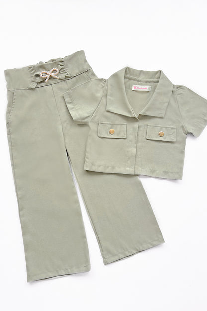 Conjunto de Chaqueta Crop y Pantalón de Pretina Alta