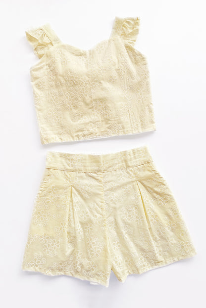 Set de Blusa Escote Corazón y Short en Brodery