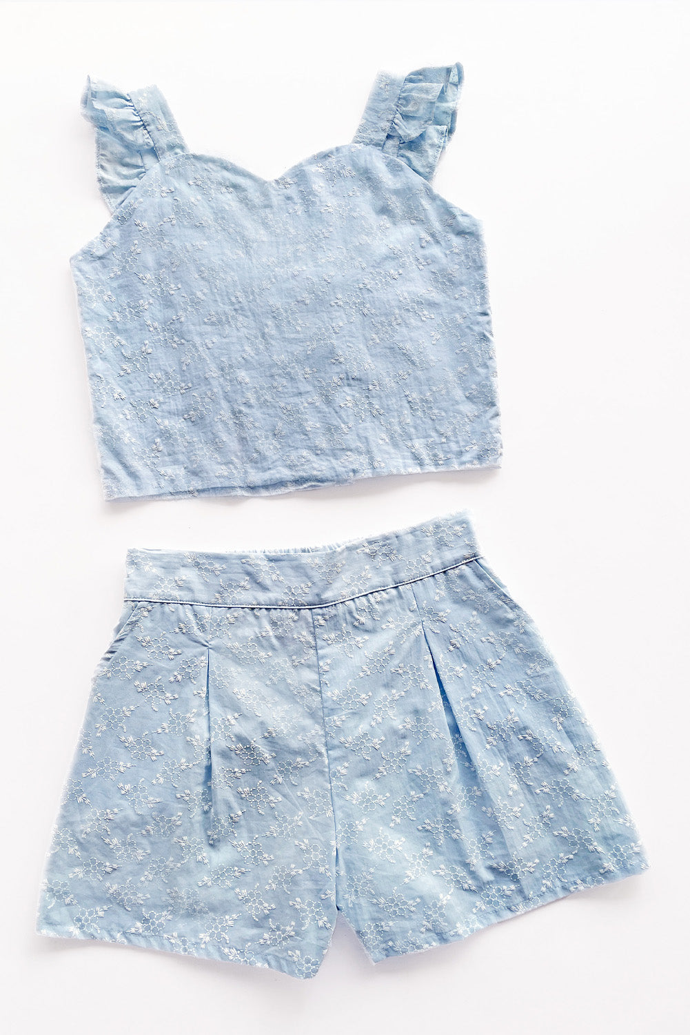 Set de Blusa Escote Corazón y Short en Brodery