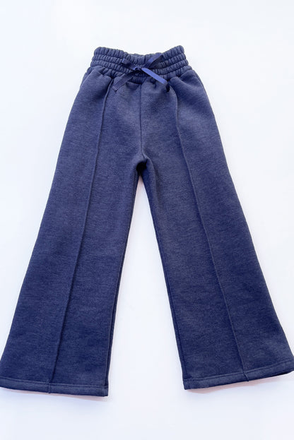 Pantalón buzo con pretina alta