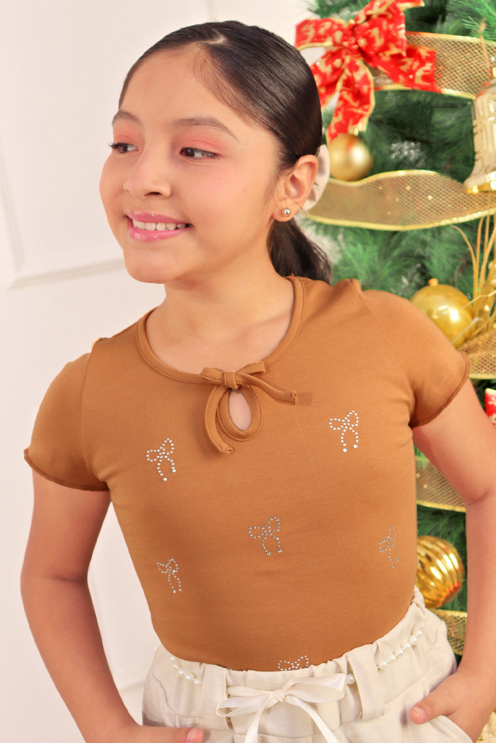 Polo  con Pedrería y Acabado Urbión