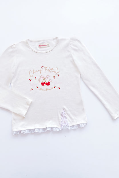 Polo con Estampado y Detalles de Greca Labrada