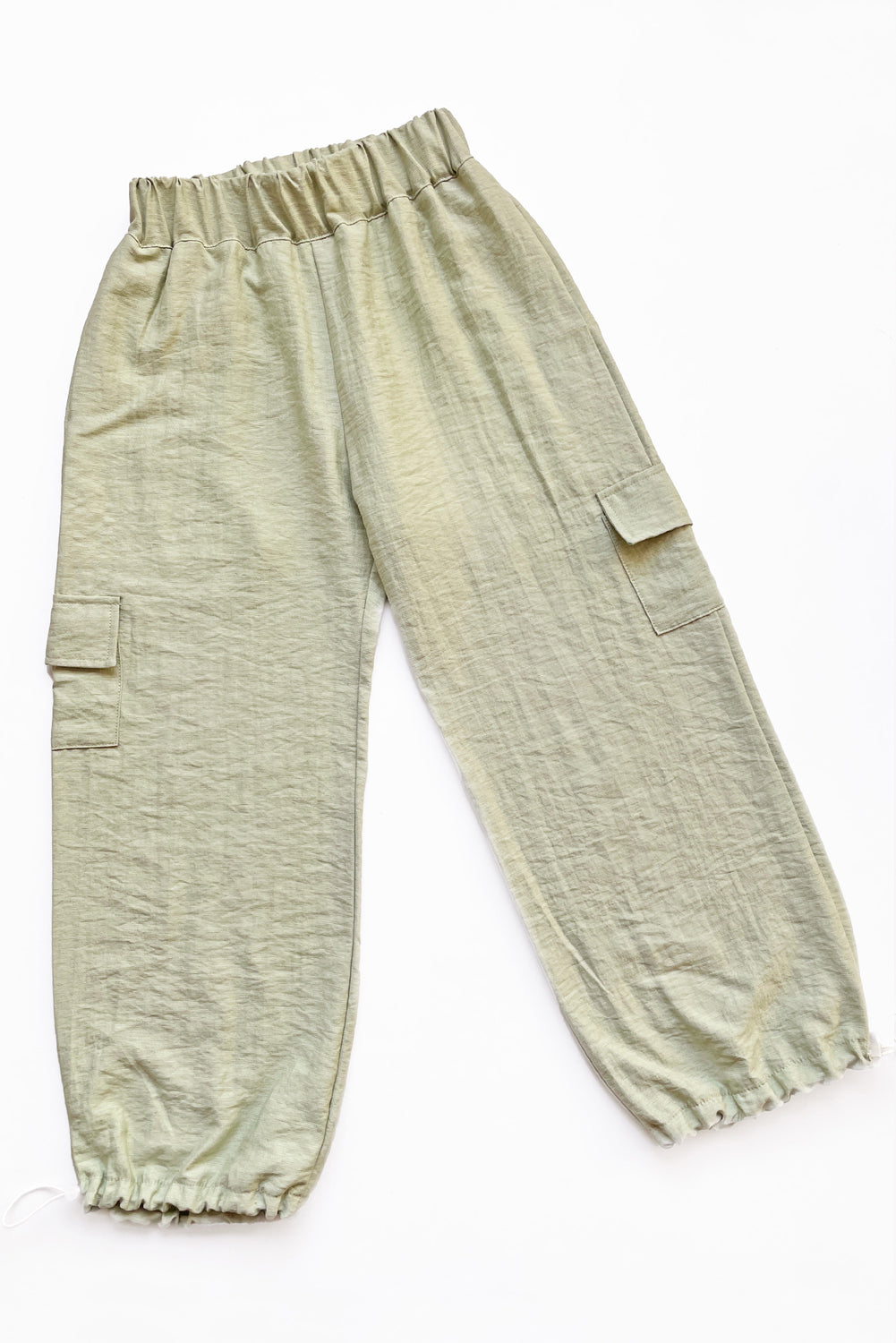 Pantalon cargo con short interno