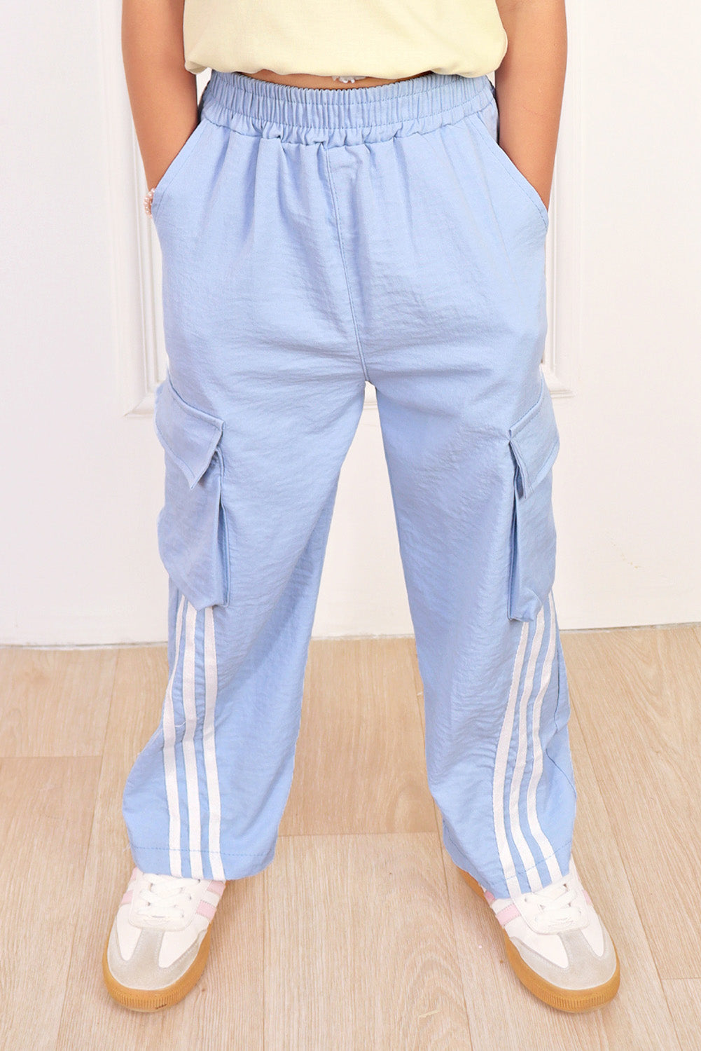 Pantalón con Pretina Elasticada y Bolsillos