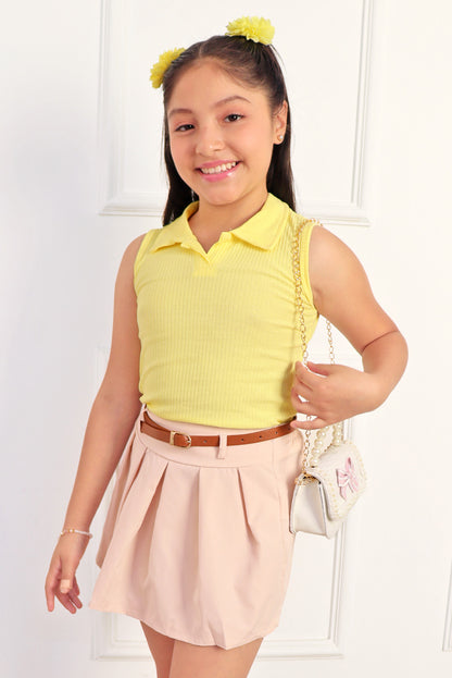 Set de Falda Short con Correa y Polo con Cuello Camisero