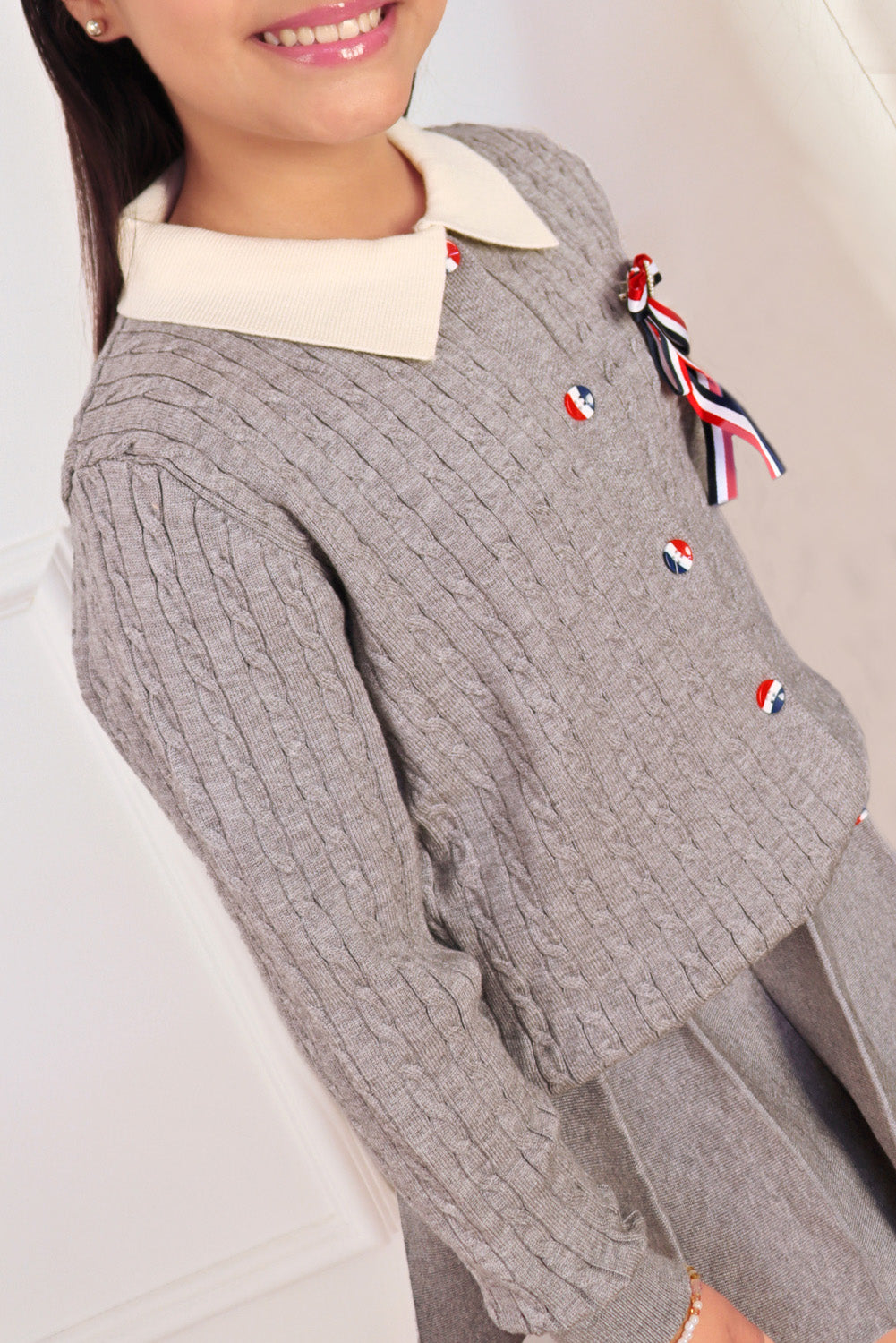 Set de Falda y Chompa Cuello Camisero con Bordado