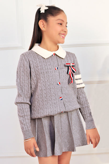 Set de Falda y Chompa Cuello Camisero con Bordado