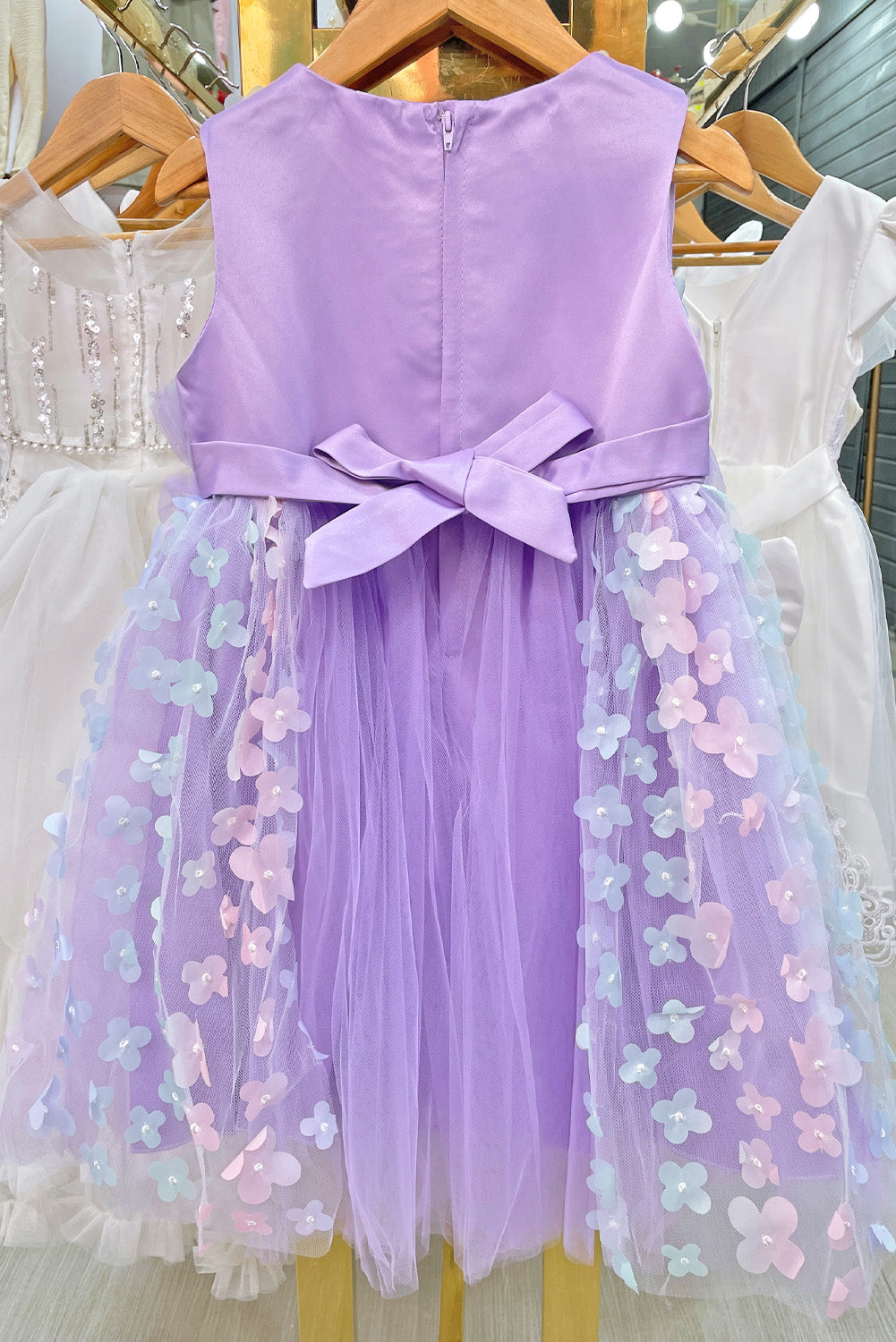 Vestido con Faldón de Tull