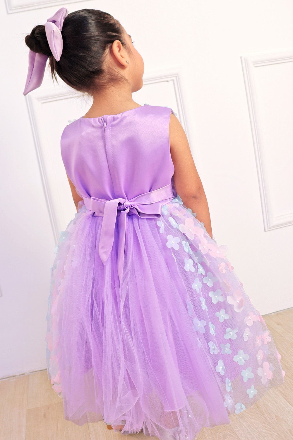 Vestido con Faldón de Tull