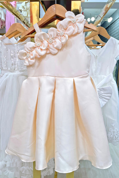 Vestido con Escote Asimétrico