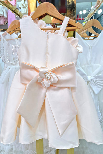 Vestido con Escote Asimétrico