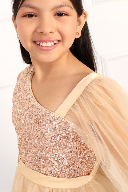 Vestido de Gala con Corte Asimétrico