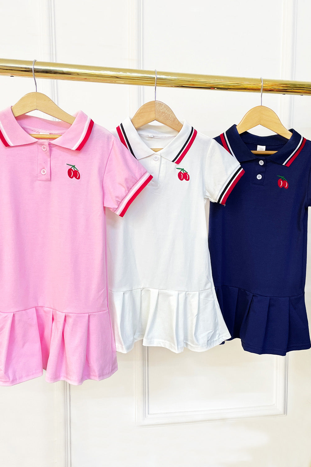 Vestido Cuello Camisero y Falda Tableada