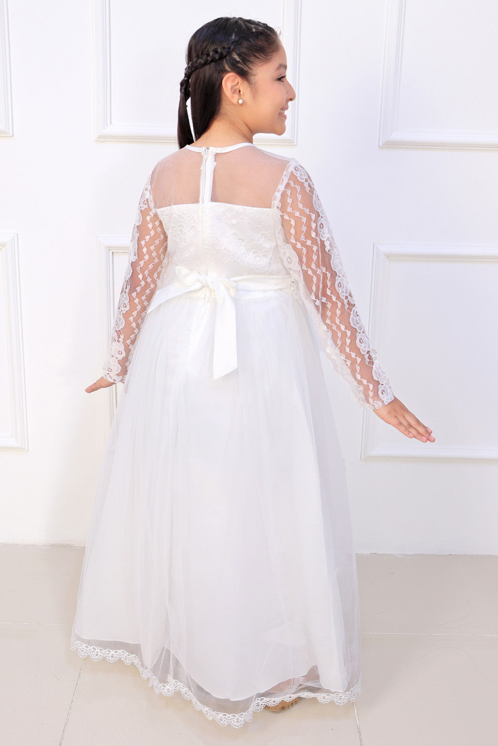Vestido Manga Larga con Encaje Floral