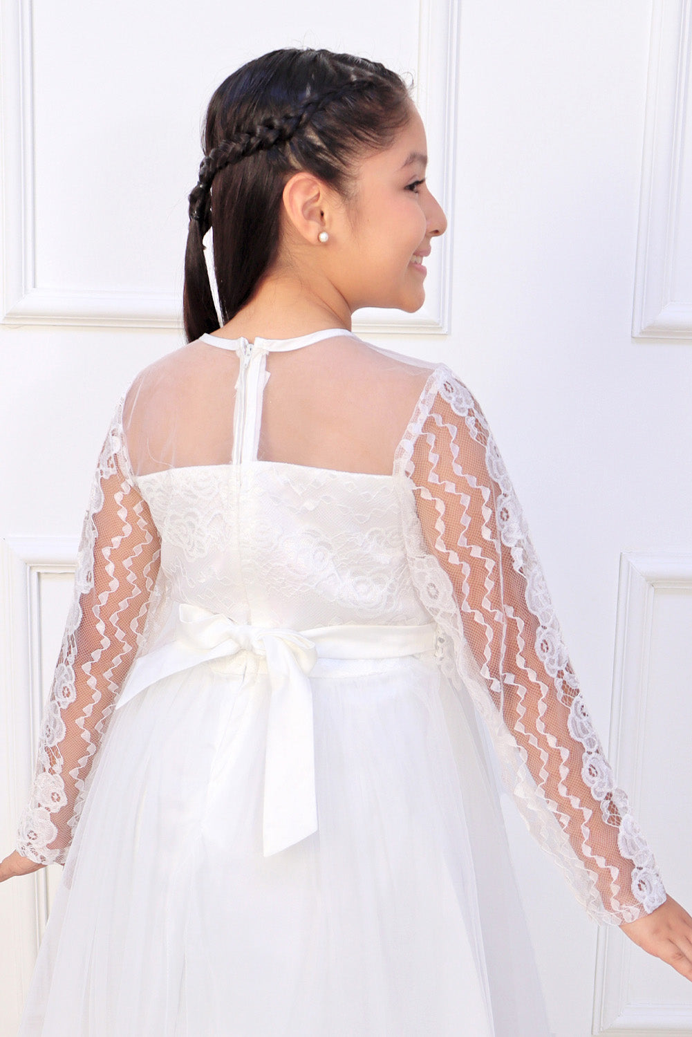 Vestido Manga Larga con Encaje Floral