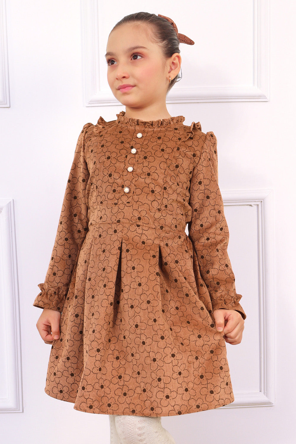 VESTIDO DE CORDUROY CON VOLANTE EN CUELLO, CANESU Y PUÑOS