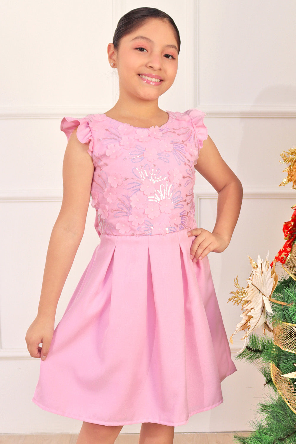 Vestido  con Lentejuelas y Faldón de Tableros