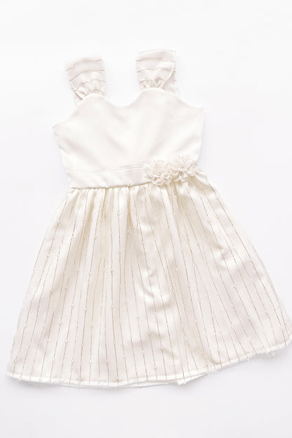 Vestido con Doble Faldón de Tull y Escote Corazón