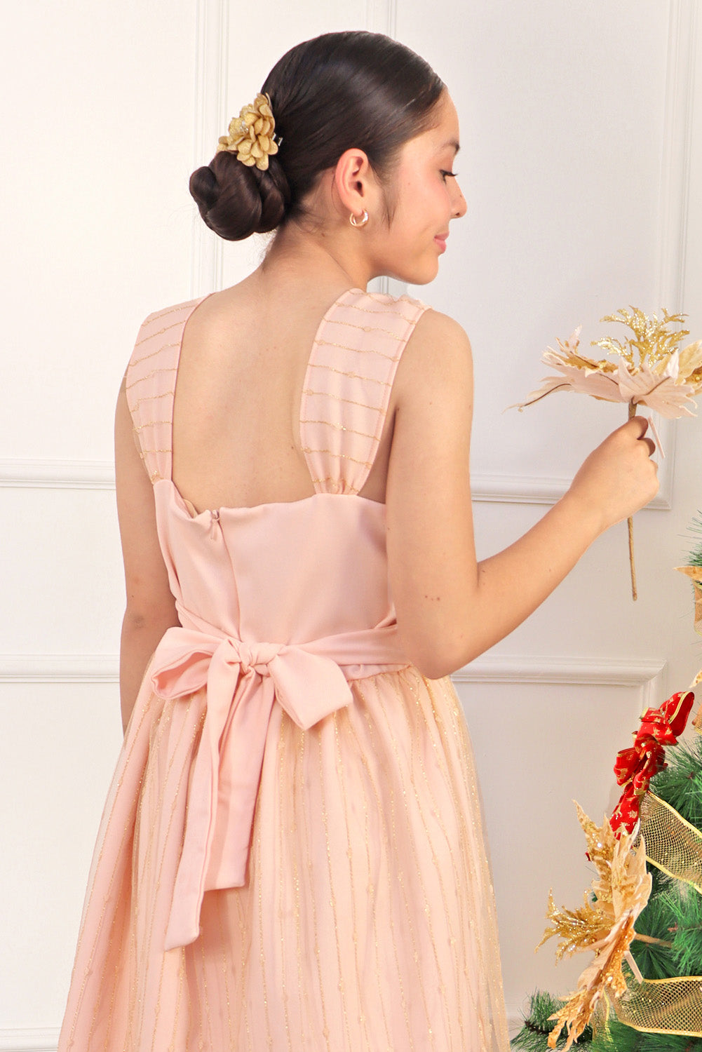 Vestido con Doble Faldón de Tull y Escote Corazón