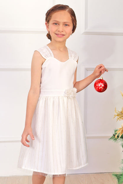 Vestido con Doble Faldón de Tull y Escote Corazón