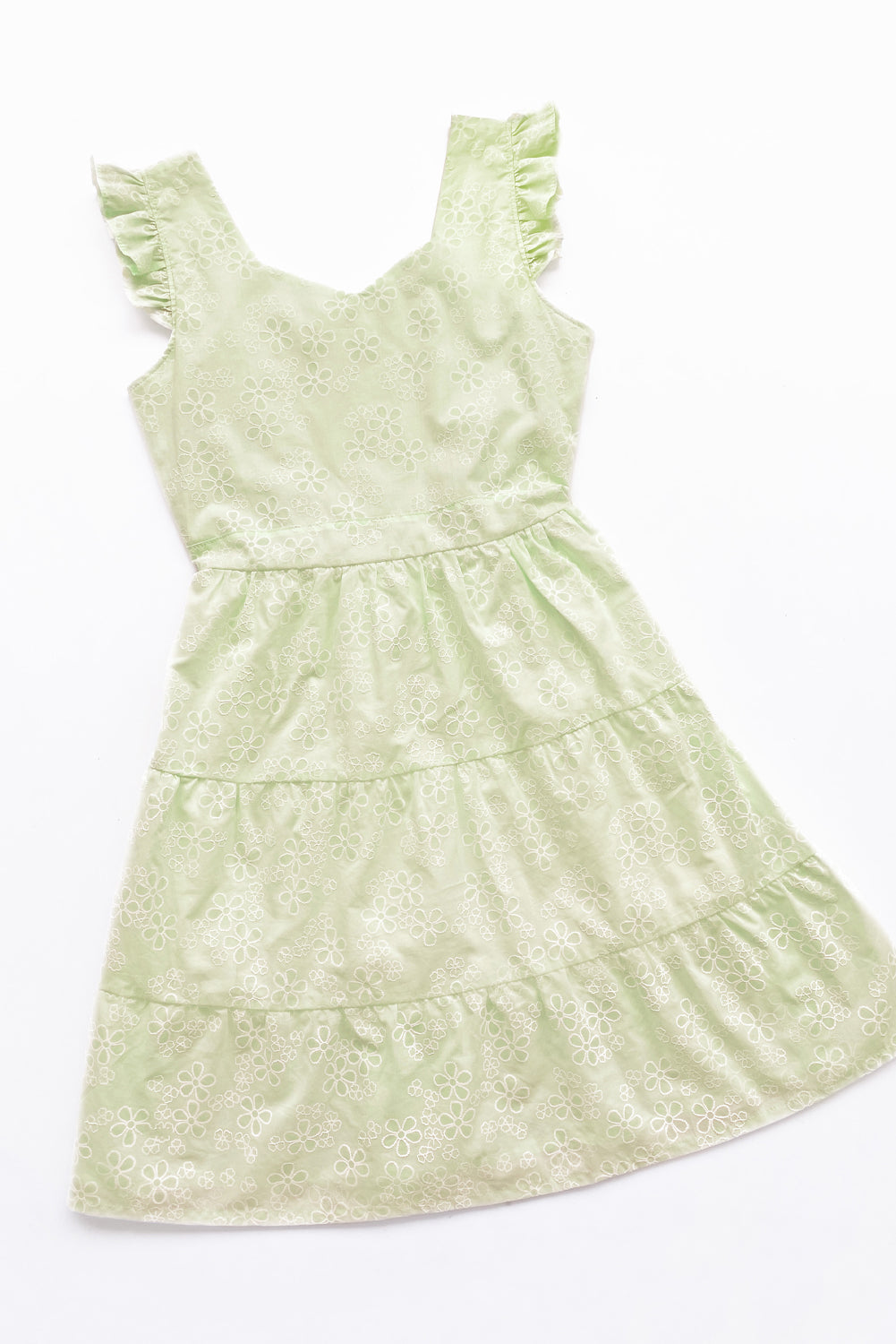 Vestido en Brodery con Escote Corazón y Faldón en 3 Tiempos