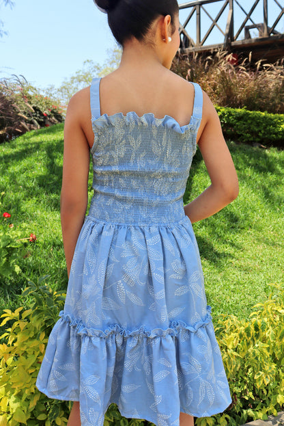 Vestido  con Corpiño Multiaguja y Faldón de Dos Tiempos