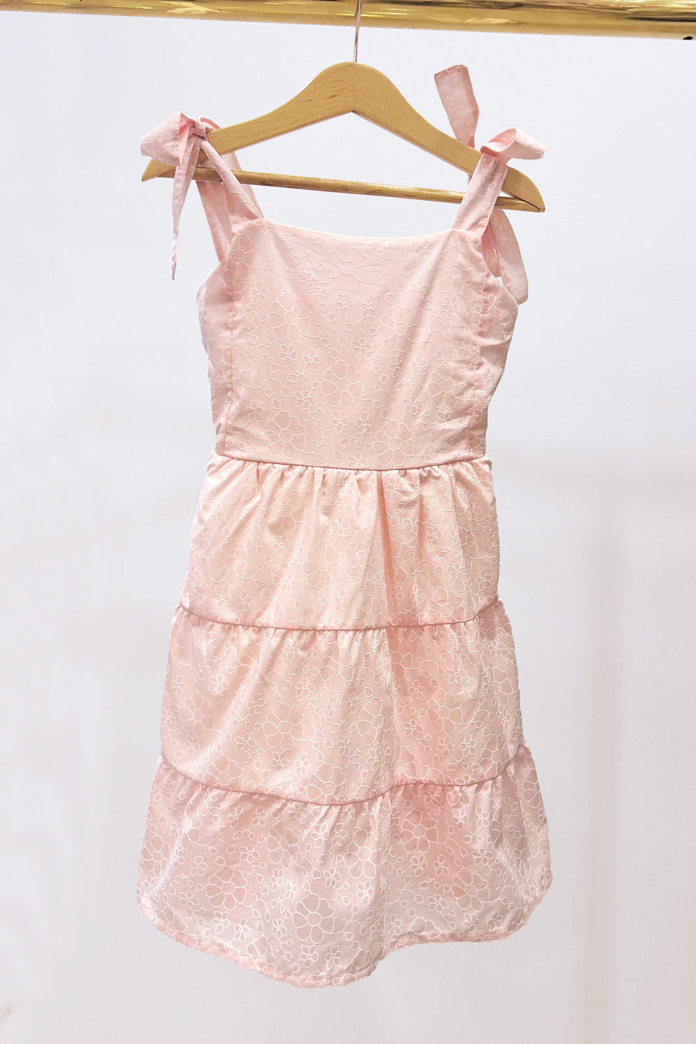 Vestido en Broderie